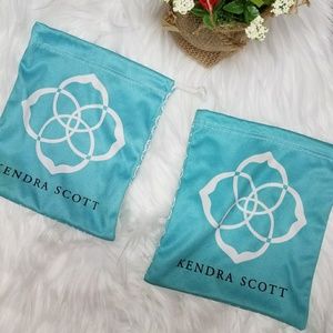 2 Kendra Scott jewelry bag